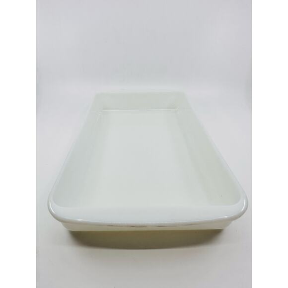 Pyrex White Baker 232 Opal Milk Glass Ovenware Kitchenware Bakeware USA Dish Vtg - Picture 3 of 6